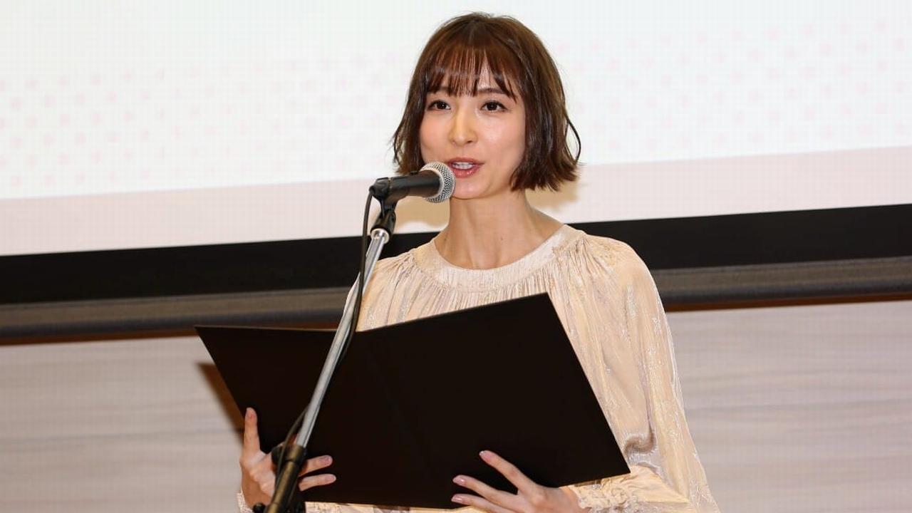 篠田麻里子、移籍でなく「独立」選んだ勝算は…生き残りのカギは前田敦子？の画像1