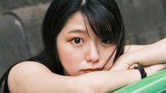 クロちゃん悩殺で話題の山田かな　谷中デートで脱サラJDグラドルの素顔