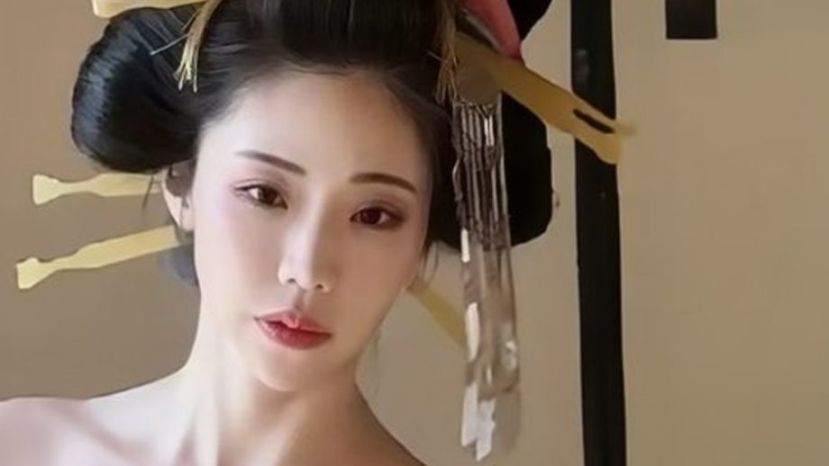 鈴木ふみ奈、ダイナマイトすぎる花魁