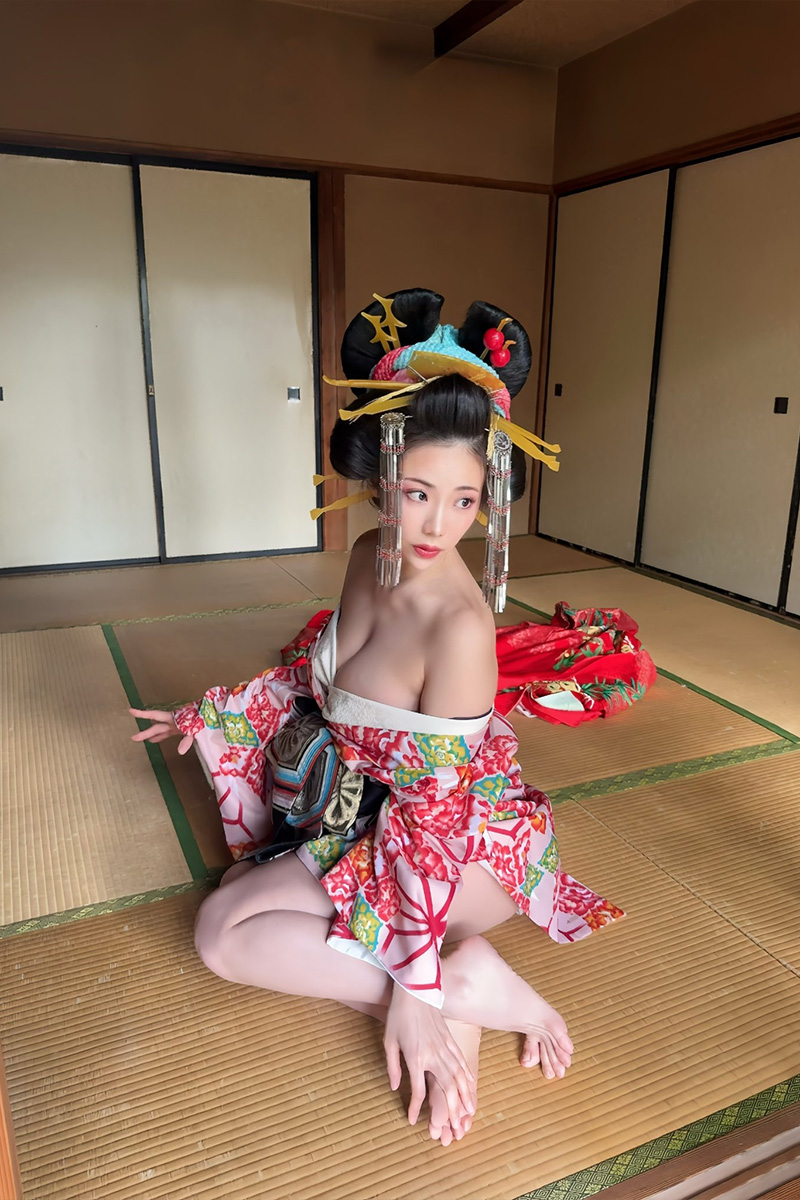 鈴木ふみ奈、ダイナマイトすぎる花魁の画像3