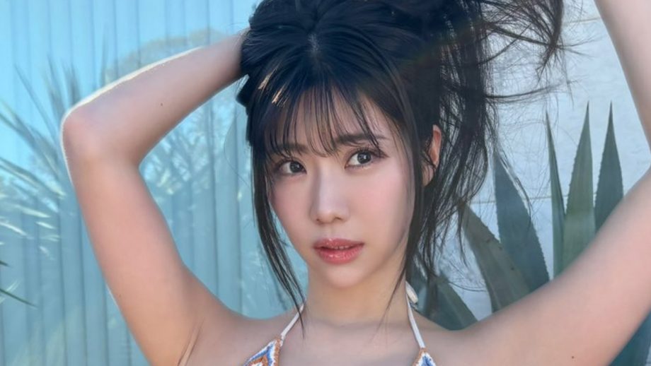 鈴木ふみ奈、爆裂三連発!!!