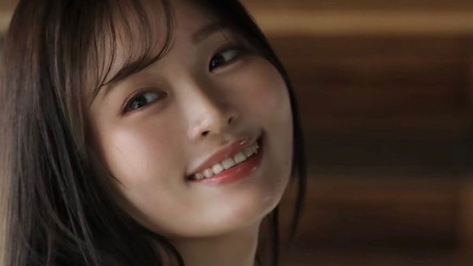 佐伯澪、横からもどうぞ