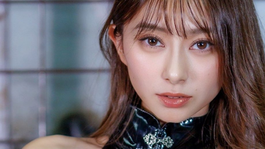 桑田彩、魅惑の黒桑田