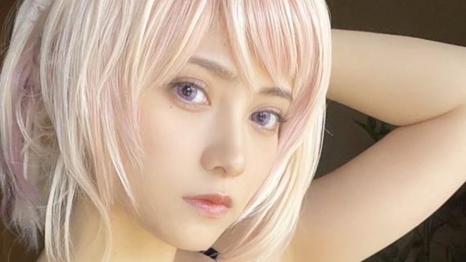 桃月なしこ、喝采の金髪ショートビジュ