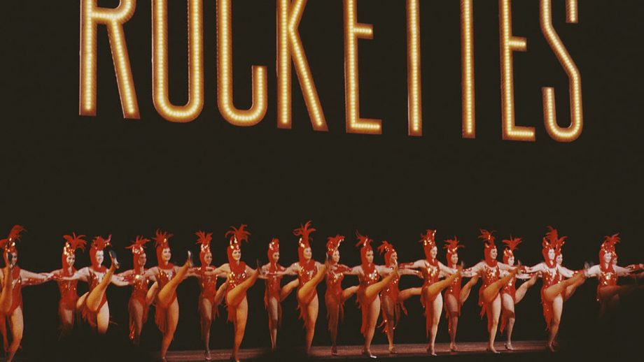 ラインダンスの「ザ・ロケッツ」誕生100年　一糸乱れぬ演技生む努力と苦悩