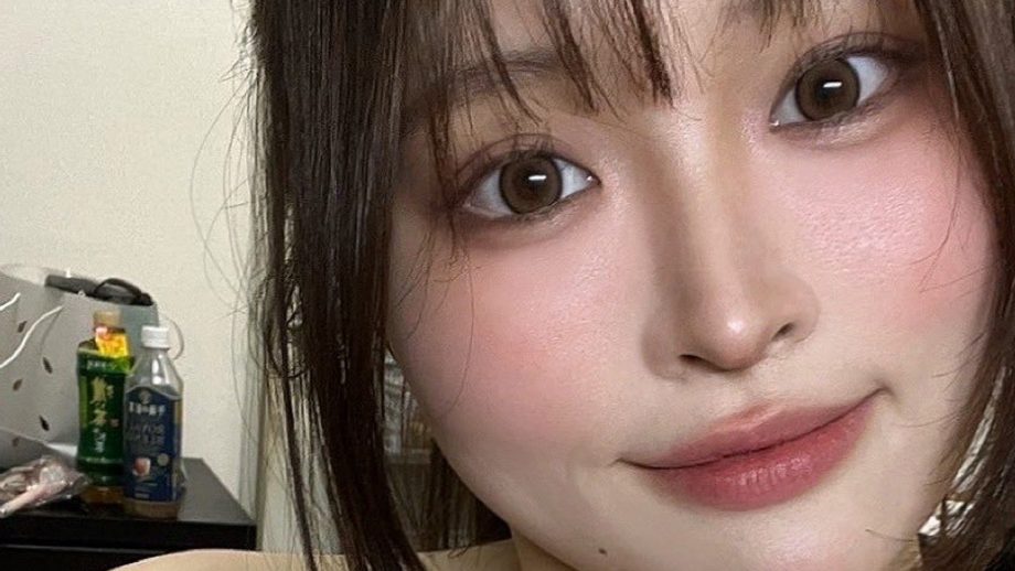 佐伯澪、たまにハミでちゃう