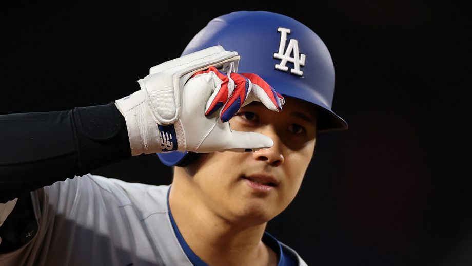 大谷翔平、投手としての復帰はあるのか？　二刀流か野手か…「世界最高の選手」の現在地と今後を徹底分析