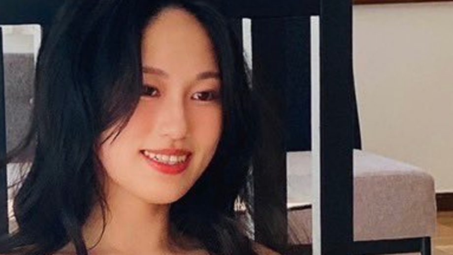 藤原ナミ、大人ビキニ