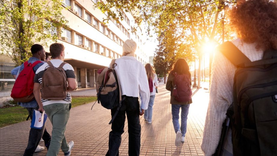 「AI社会に文系はいらない？」大学が抱える“学部の偏り”と社会実装の壁