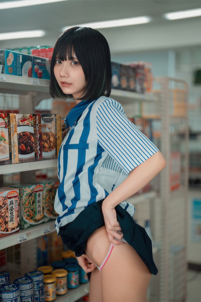 かれしちゃん、いったい何が…謎シチュのコンビニ店員の画像2