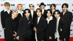 JO1・鶴房汐恩の処遇、「吉本は関係なし」？　高比良くるまが「突っ走った」オンラインカジノ芸人活動自粛の裏側
