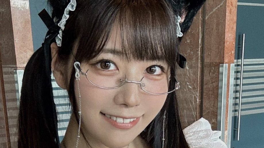 東雲うみ、爆萌えメイド