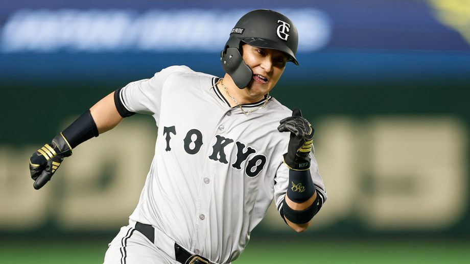 負傷離脱の巨人・岡本和真と「第92代4番」吉川尚輝――メジャー挑戦の可能性も!? 名門球団を背負う新時代のリーダーたち