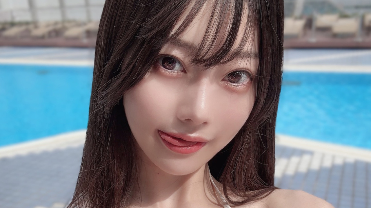 桃里れあ、ペロリと誘惑パイの画像1