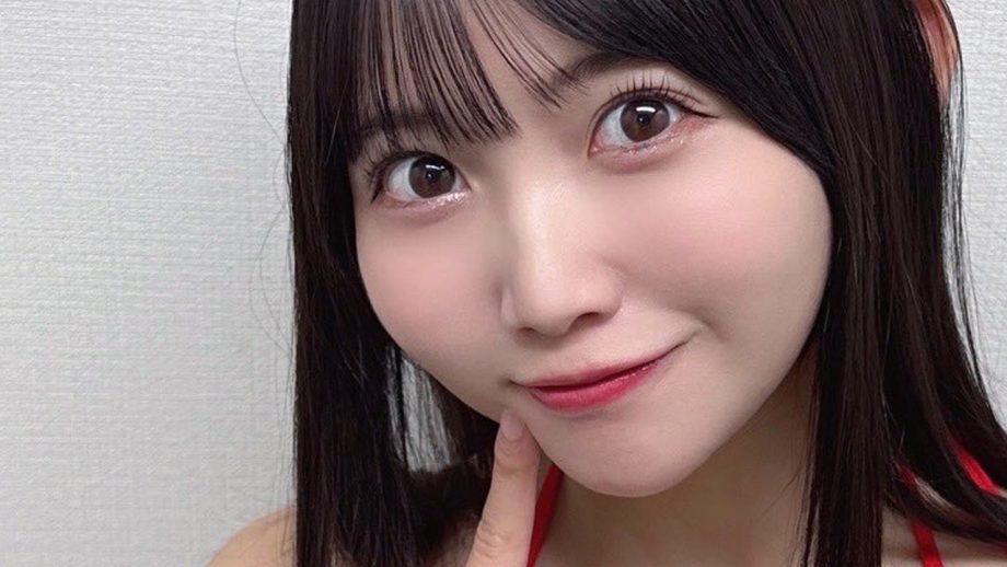 雪村花鈴、大好き赤ビキニ