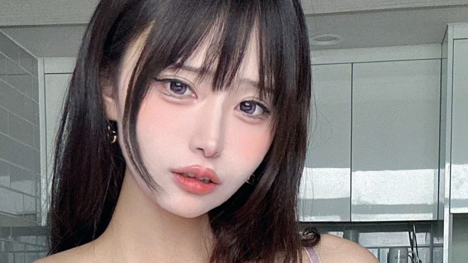 ネコノメ、すごい衣装で…