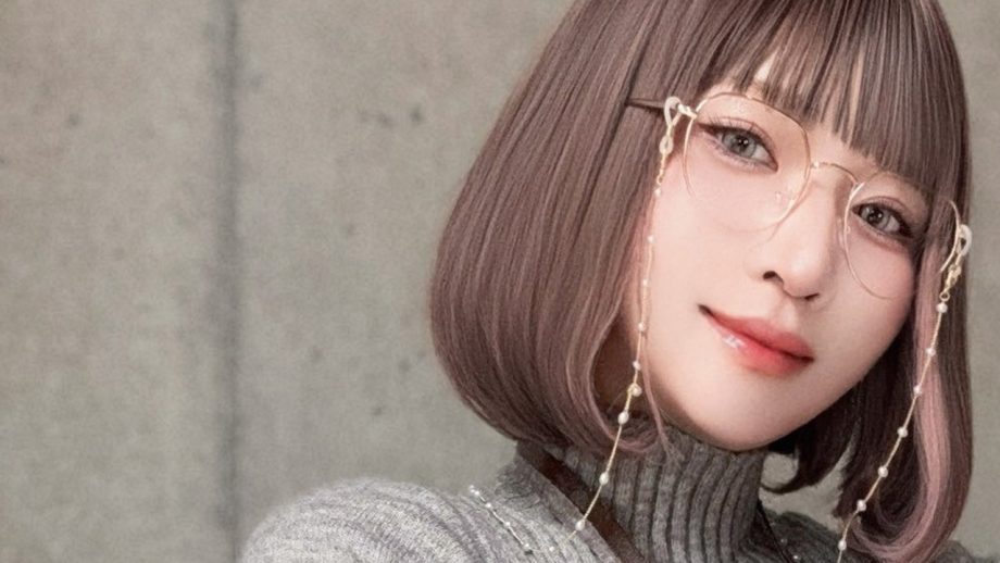 りお、黒ストお姉さん