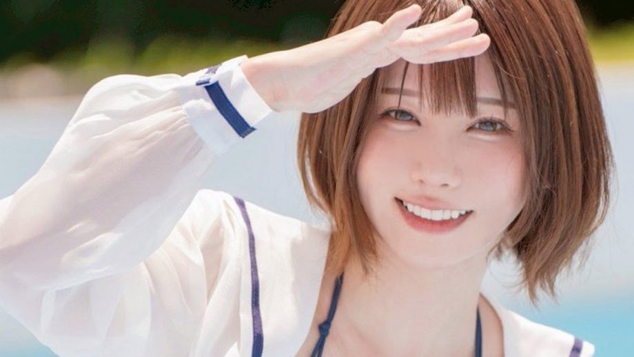 えなこ、最強マリンルック