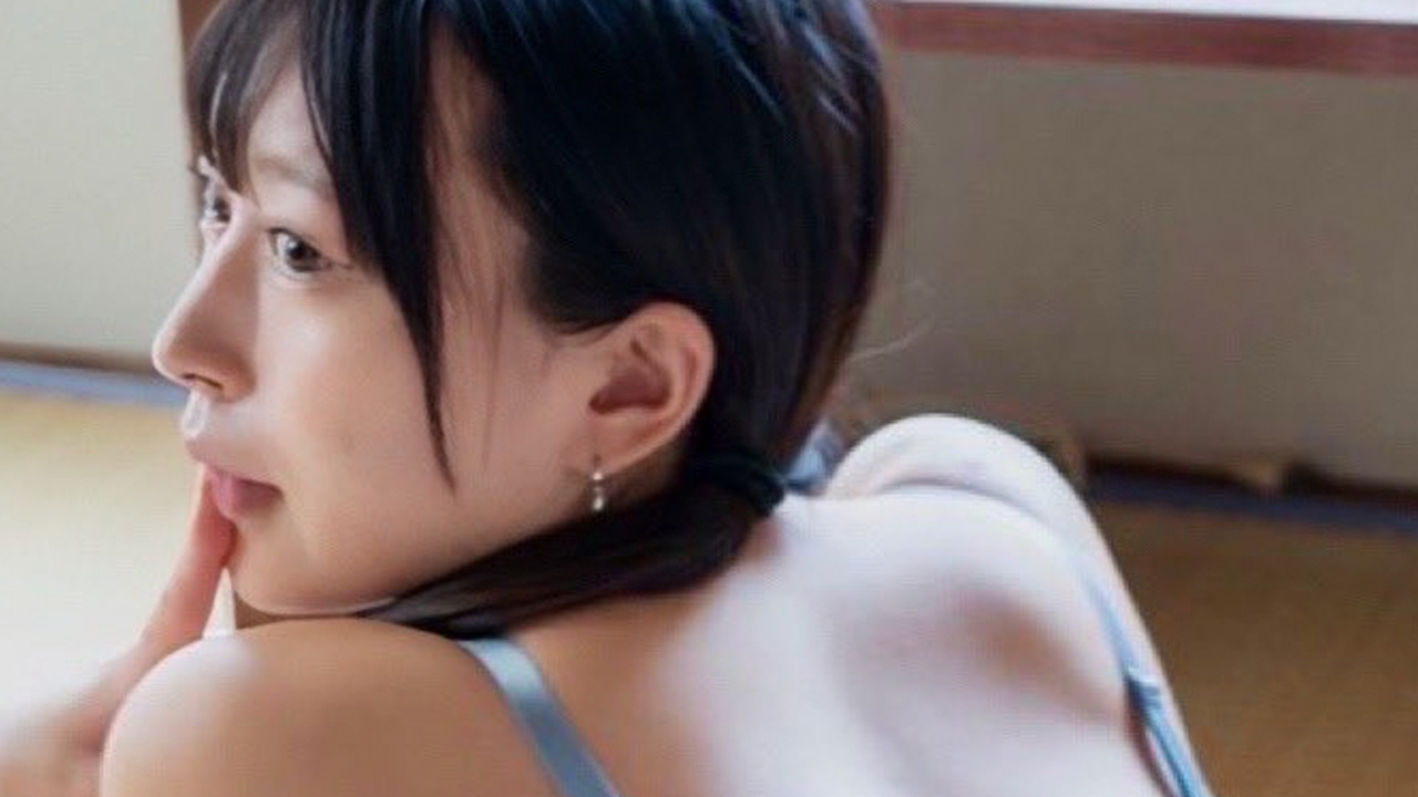 柚乃りか|午後二時の秘密の画像1