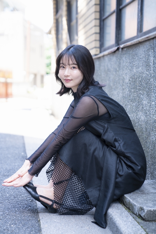国内外から熱い注目を浴びる実力派俳優・向里祐香インタビュー 山本直樹の名作を実写化した映画『YOUNG&FINE』で風変わりな高校教師を好演の画像5