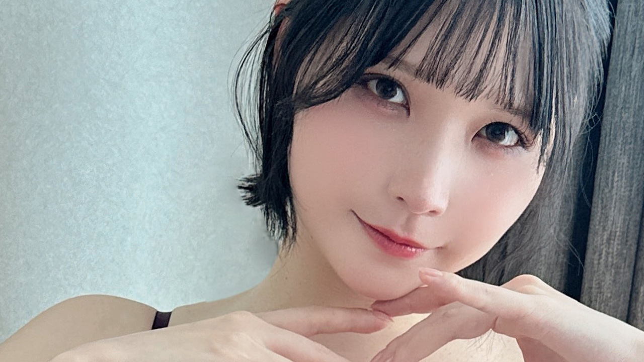 あまつまりな、花咲き誇るの画像1