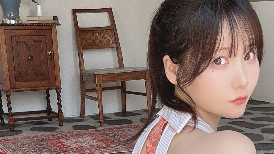 けんけん、ミニスカ丸見え