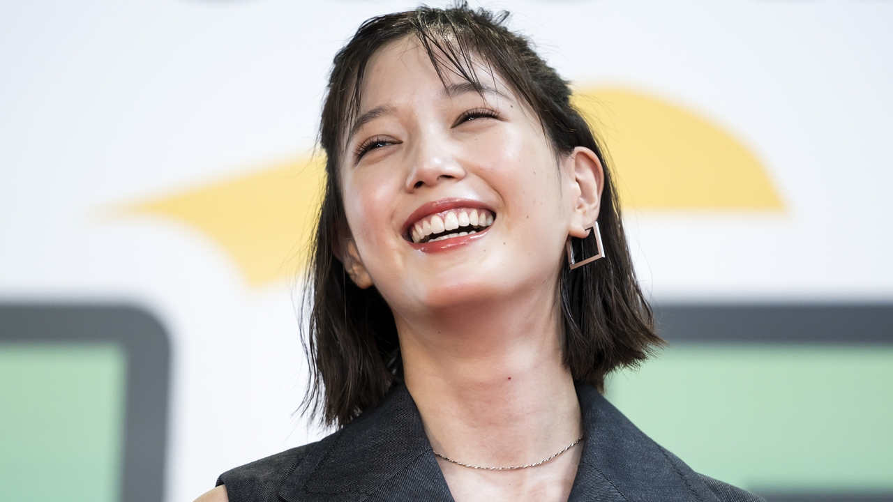 本田翼ら3人が彼氏をシェアするラブコメ開幕 作品ごとに評価が分かれる本田翼の画像1