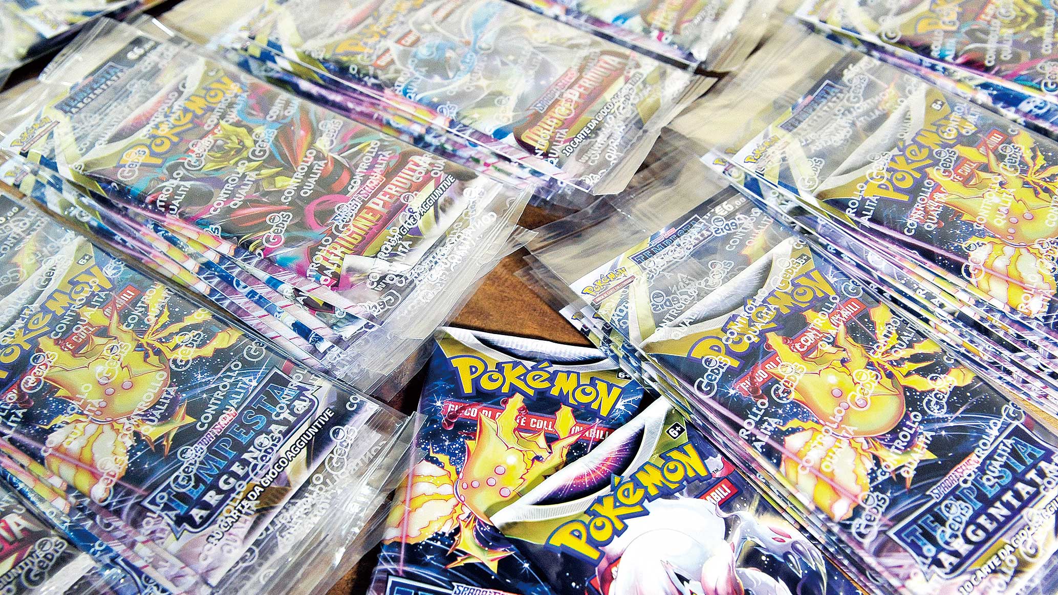 【サイゾーpremium】VTuberに名探偵コナン、ディズニーまで 投機バブル後も過熱する TCGブームの裏側の画像1