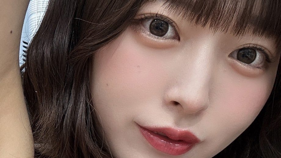 柚乃りか、ワキ見必至注意