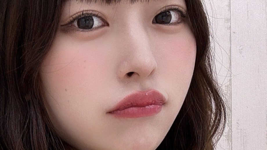 柚乃りか、不機嫌な果実