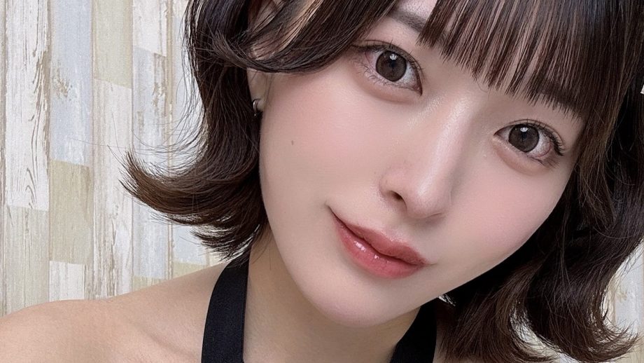 柚乃りか、大感謝の丸谷間