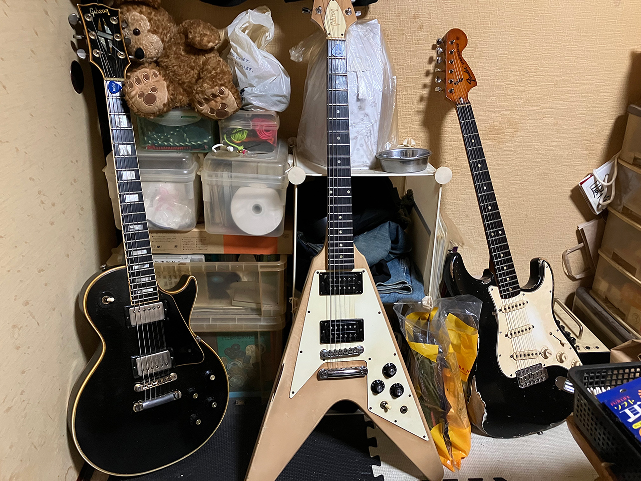 迷惑系ギタリスト屍忌蛇が「頭の中身とエフェクターケースの中身」をブチまける!の画像12