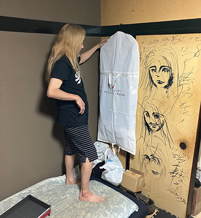 迷惑系ギタリスト屍忌蛇が「頭の中身とエフェクターケースの中身」をブチまける!の画像14