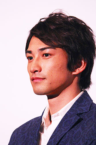佐藤健『グラスハート』に「寒い」と拒否反応相次ぐも……皮肉まじりでもいいから“観るべき”ワケの画像3