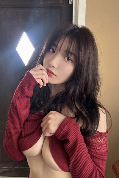 小日向優花|赤に囚われての画像2