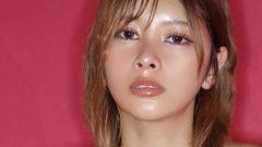 山田あい｜紅に揺れる