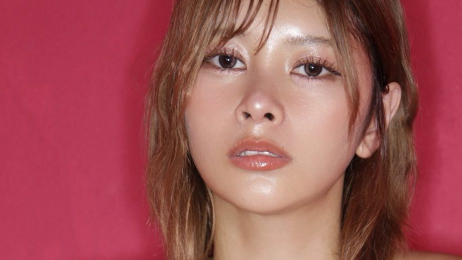 山田あい｜紅に揺れる