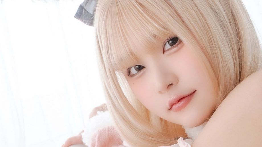 うりん｜ベッドルームの白うさぎ