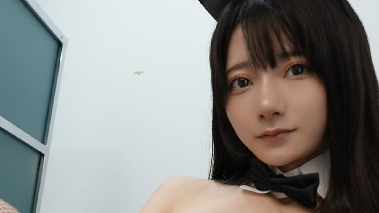 尊みを感じて桜井、控え室のバニーの画像1