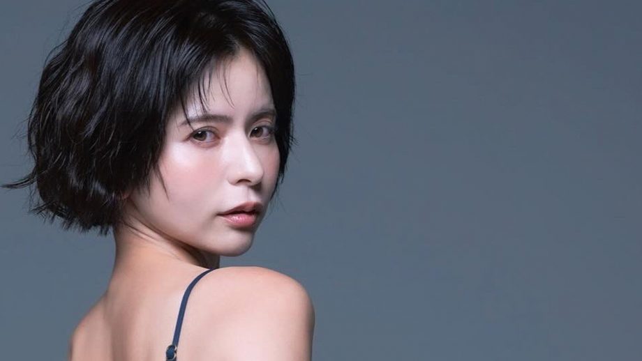 紅羽祐美、バグってバズった桃ヒップ