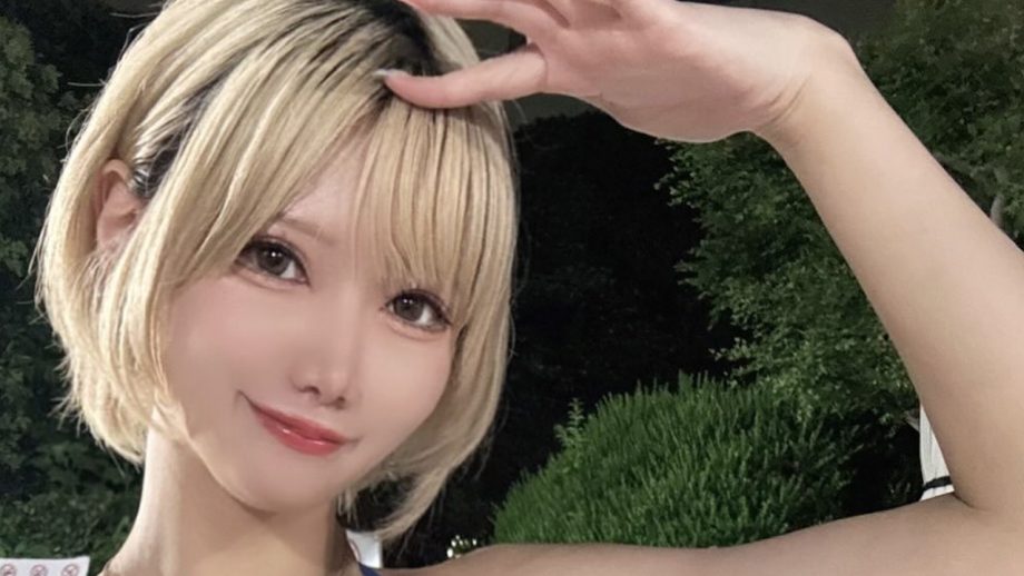 相良ましろ｜真夜中のプールサイド