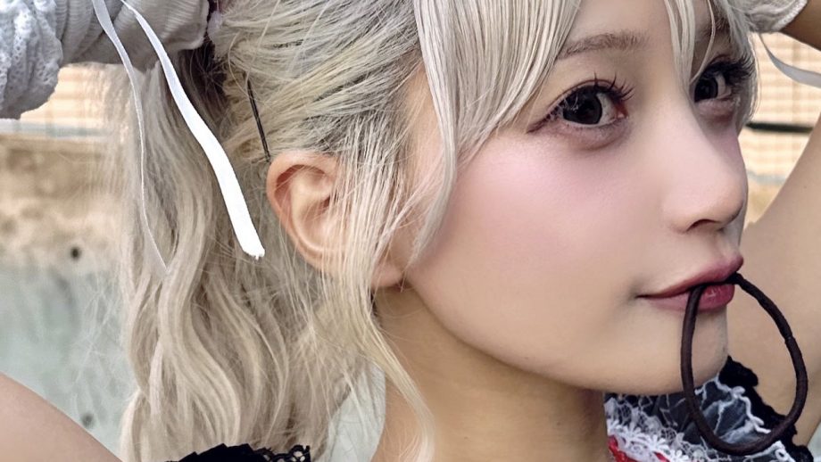 東條ゆりあ｜無垢な水兵