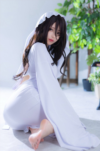 毎眠かのん｜白き幻影の画像2