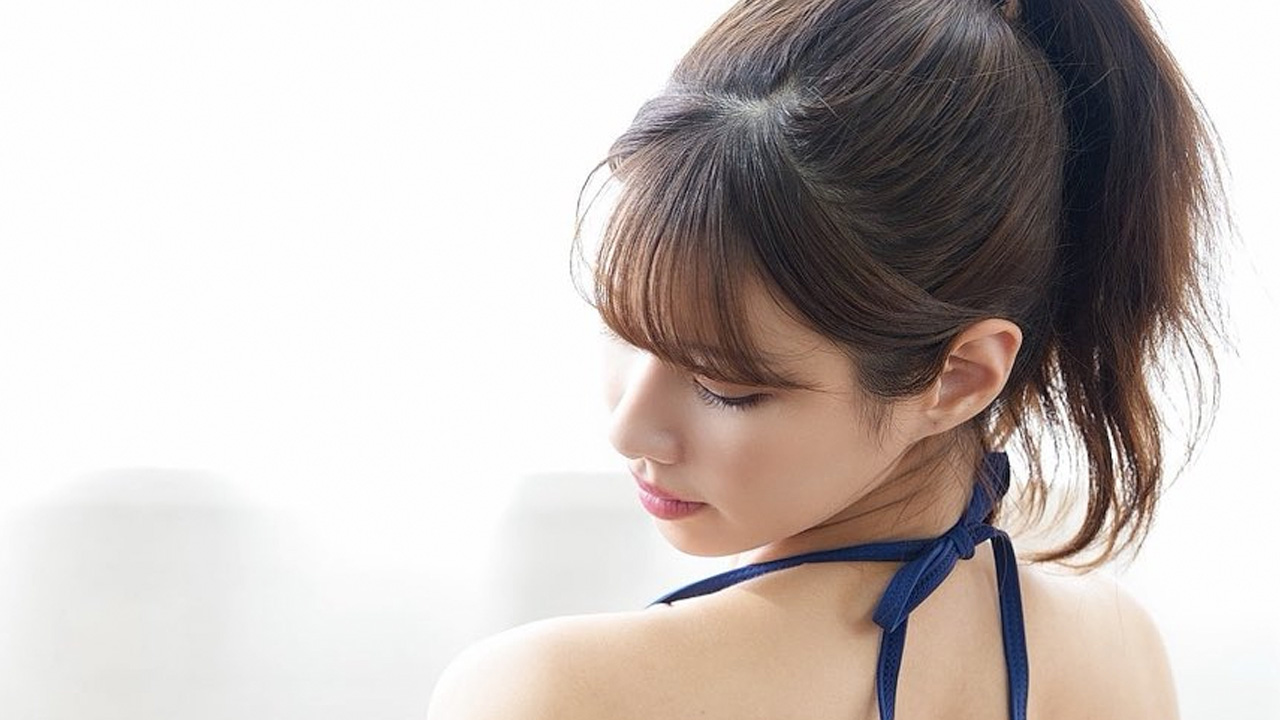 谷碧｜青い影が呼ぶ夏の画像1