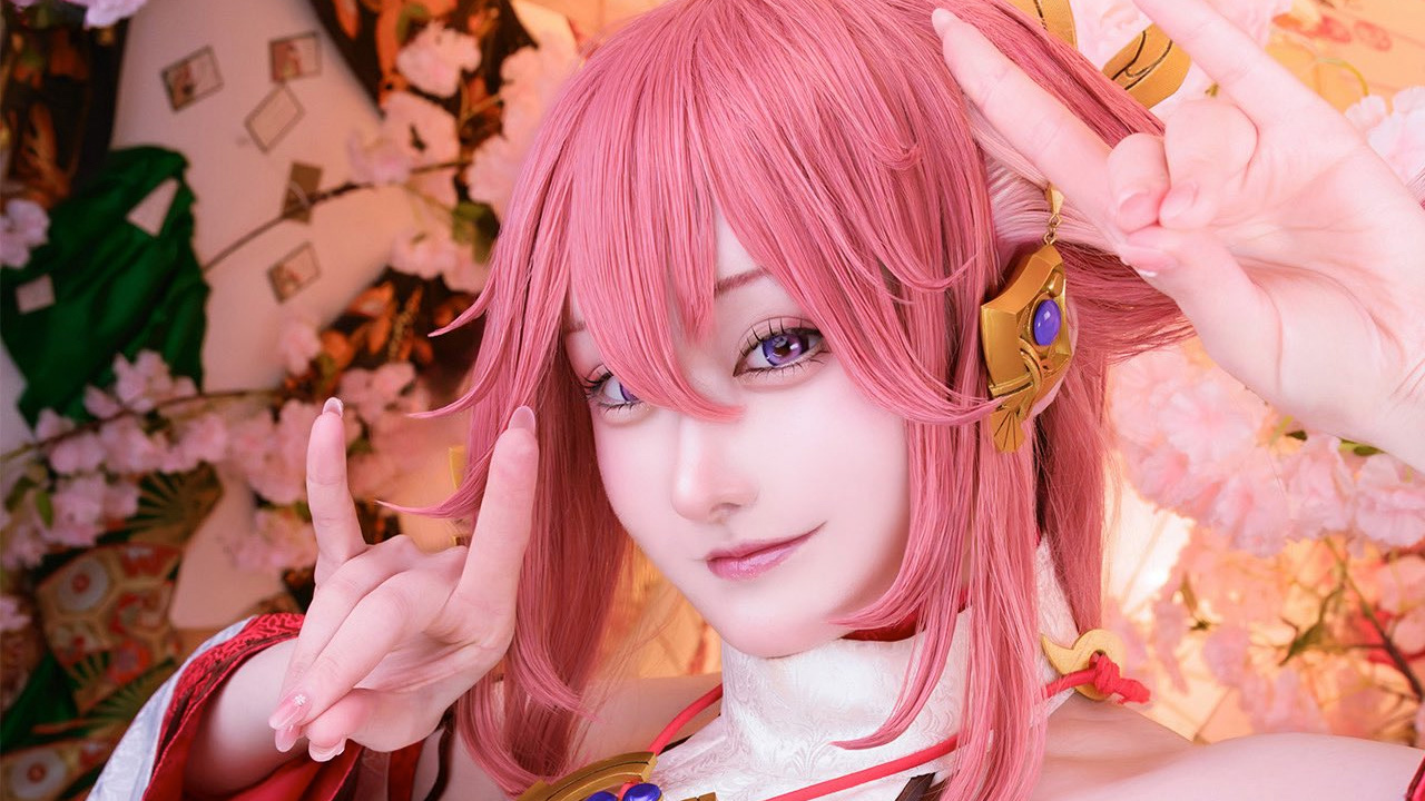 にゃるまー。艶やか巫女の画像1