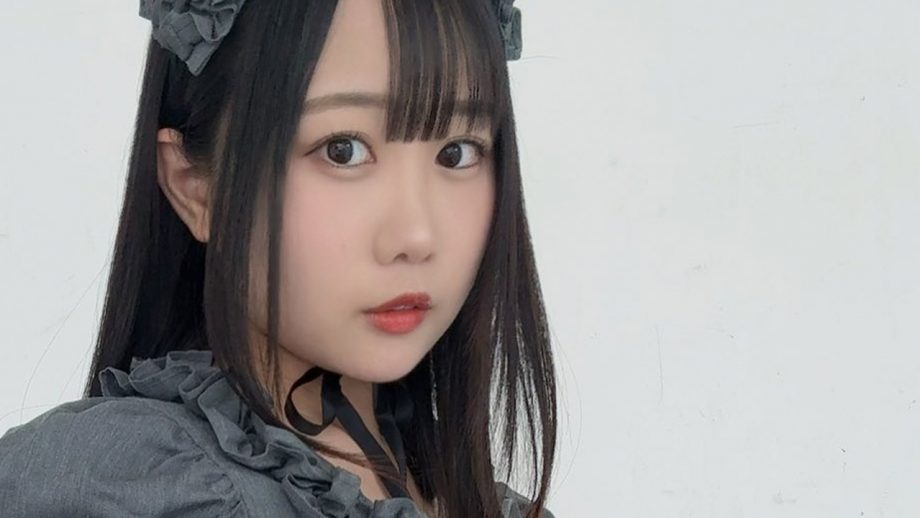 みゆゆ、黒ストちらり