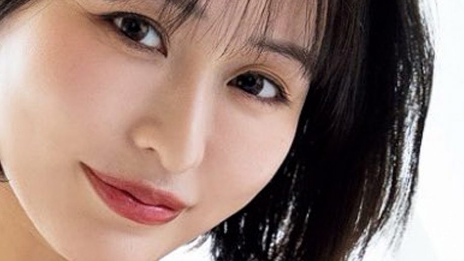 天野ちよ｜白いカーテンの向こう側