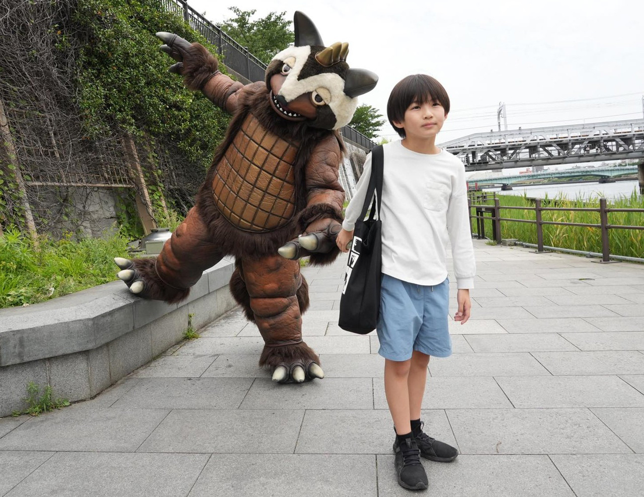 蕨野友也&河崎実監督のタッグ作『怪獣天国』 そこは童心を持ち続ける大人たちのパラダイスの画像5