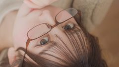 清水れい｜逆さまで大胆露出