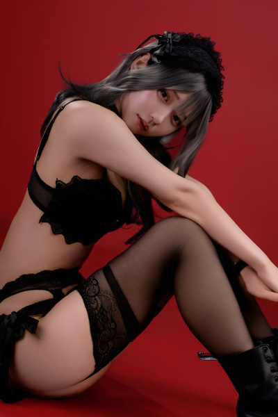 犬乃かりん｜紅に溶ける影の画像2